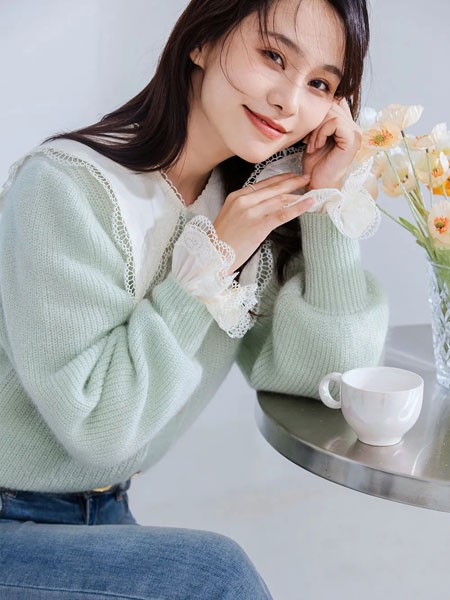 卡汶2022春夏季绿色纯色针织衫