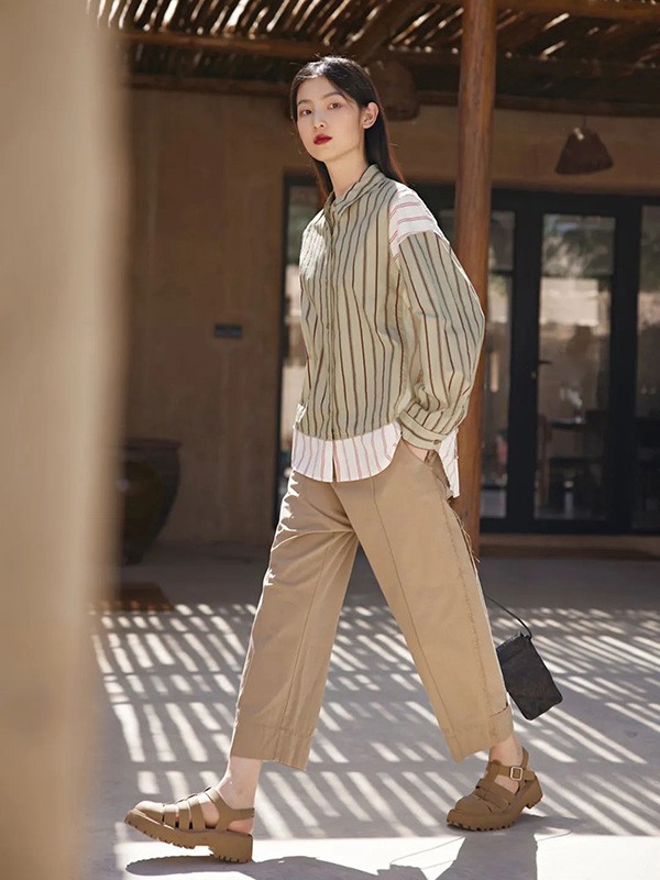 UAU女装2022春夏季卡其色纯色长裤