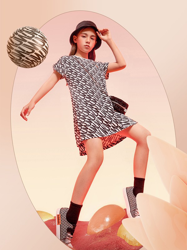 巴拉巴拉2022春夏季白色印花连衣裙