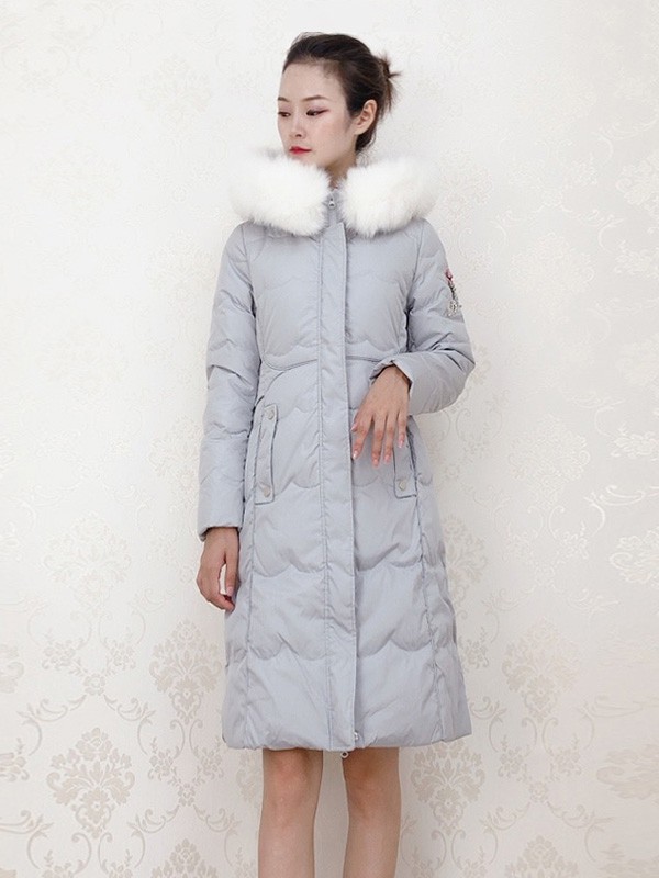 木帛女装2021秋冬季蓝色带毛领羽绒服