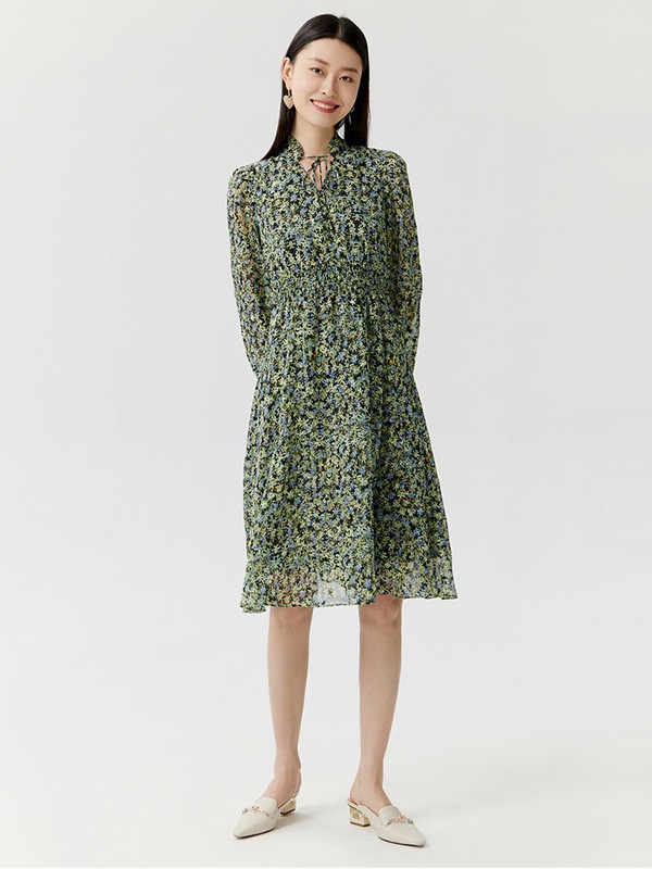 迪赛尼斯2022春夏季绿色印花连衣裙