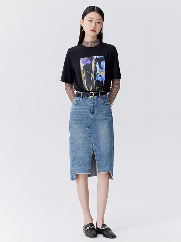 迪赛尼斯2022春夏季黑色印花T恤