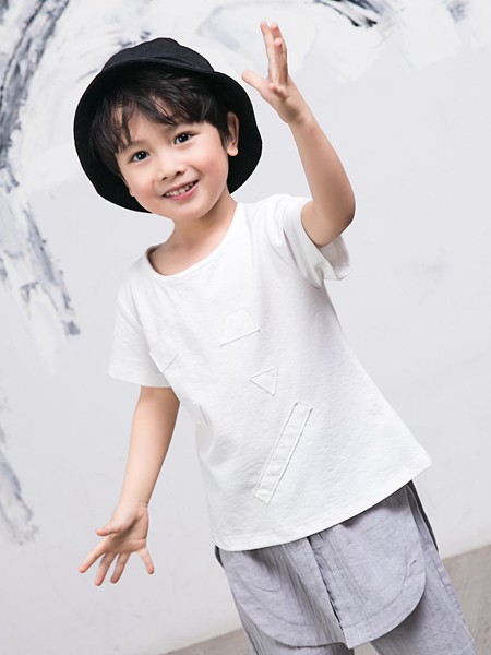 哆咪印像2022春夏季白色纯色T恤