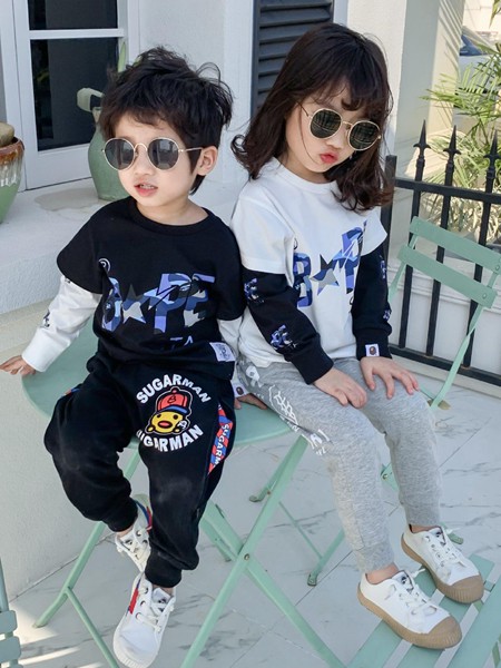 哆咪印像2022春夏季白色印花T恤