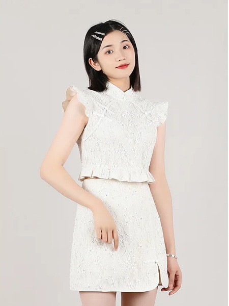 艾奴伊2022春夏季白色开叉包臀裙