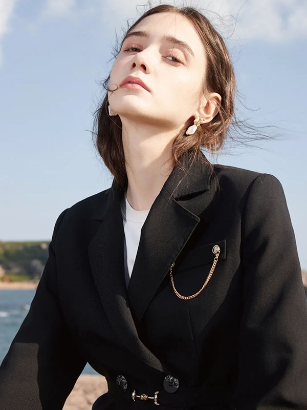 UU2022春夏季黑色纯色五分裤