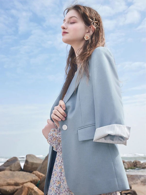 UU2022春夏季蓝色纯色西装