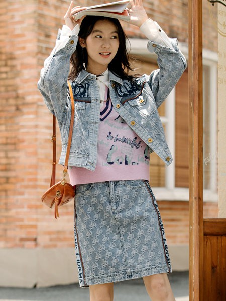 丽迪莎2022春夏季蓝色格子短裙