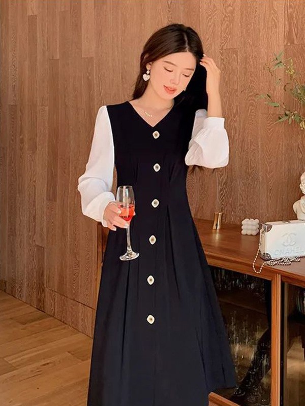 蓝语女装2022春夏季拼色拼接连衣裙