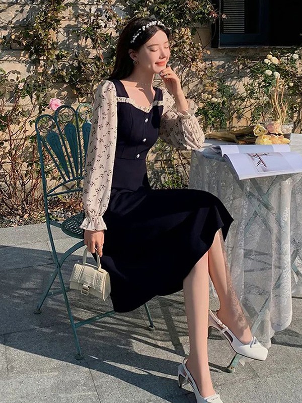 蓝语2022春夏季拼色波点连衣裙