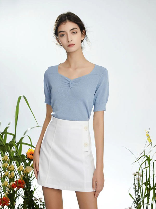 蓝珣2022春夏季白色纯色半身裙