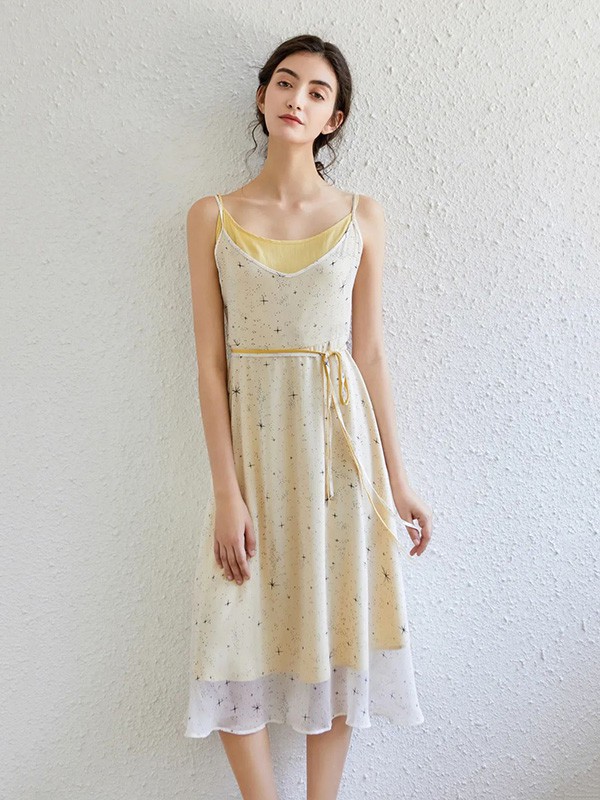蓝珣2022春夏季黄色印花吊带裙