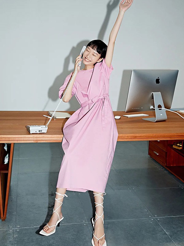 indicia女装2022春夏季粉色褶皱连衣裙