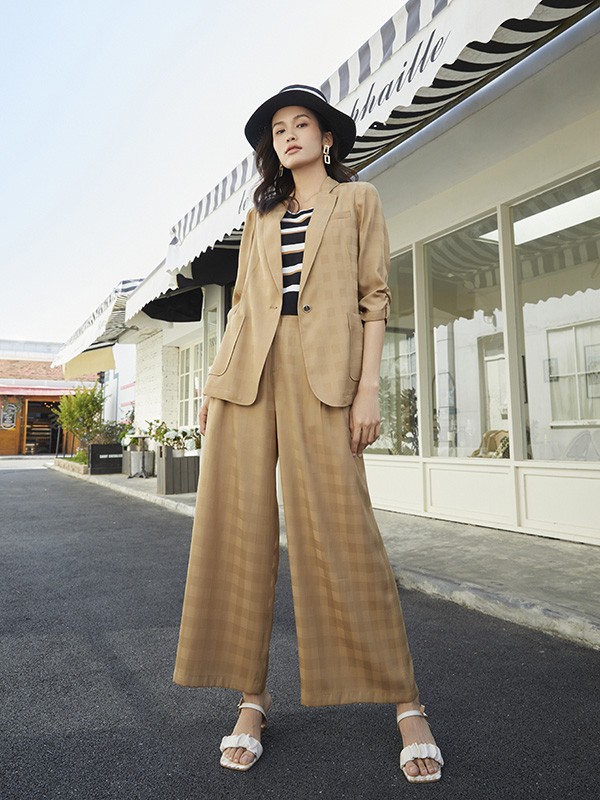 JIAFENSTYLISH2022春夏季卡其色纯色西装
