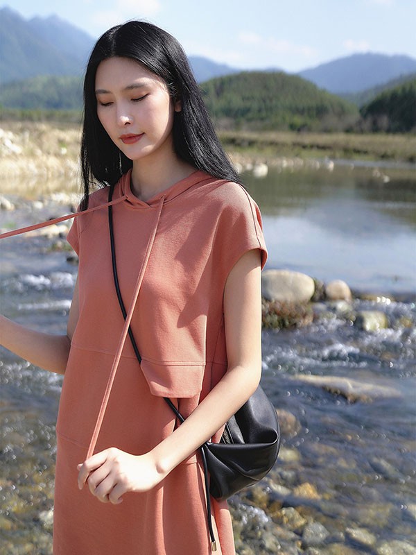 底色2022春夏季橙色纯色卫衣裙