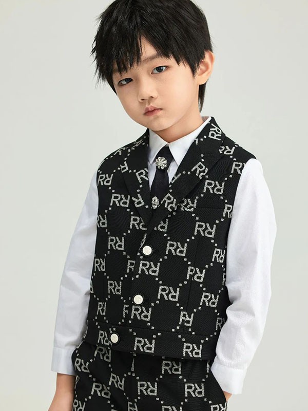 瑞比克童装2022春夏季