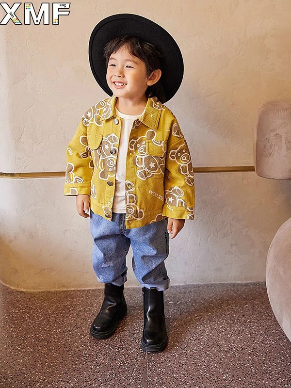 魔方2021秋冬季黄色印花外套