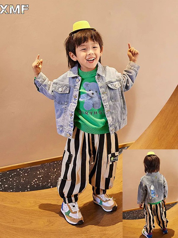 魔方2021秋冬季白色条纹长裤