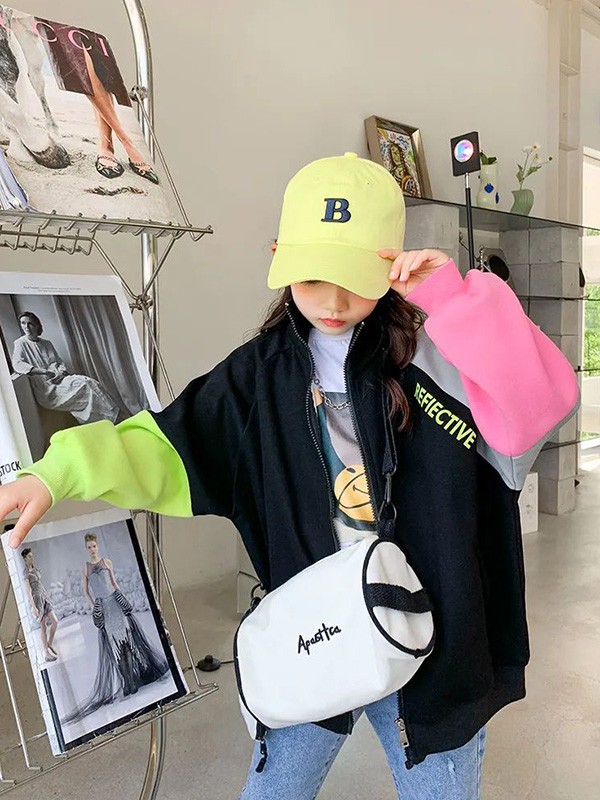 魔方2021秋冬季拼色字母外套