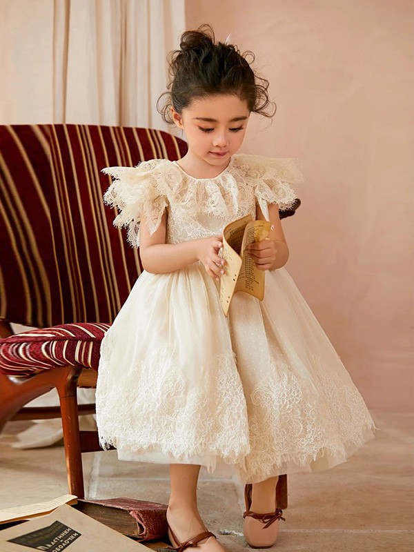 个么2022春夏季白色荷叶边连衣裙