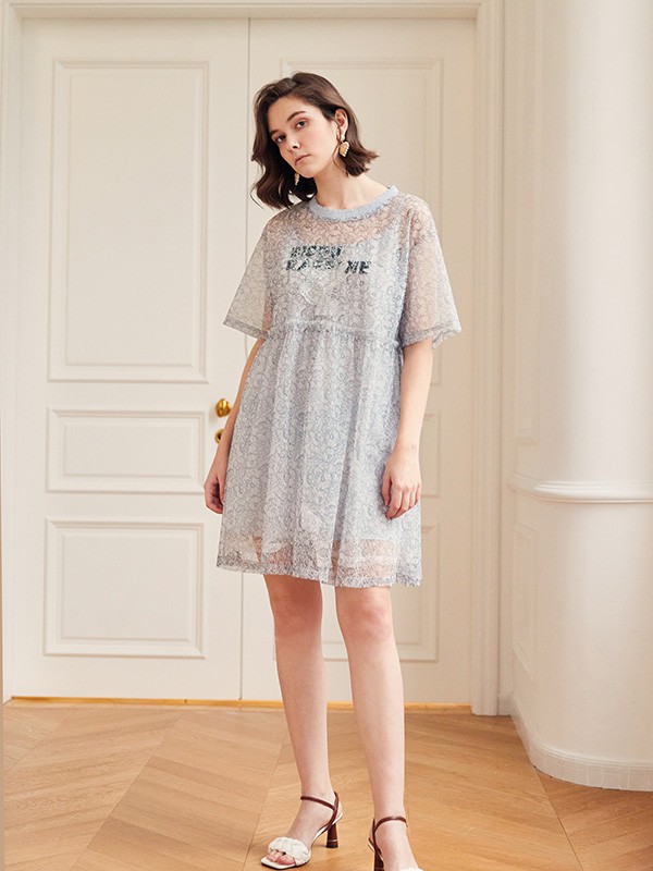 碧淑黛芙2022春夏季灰色印花连衣裙