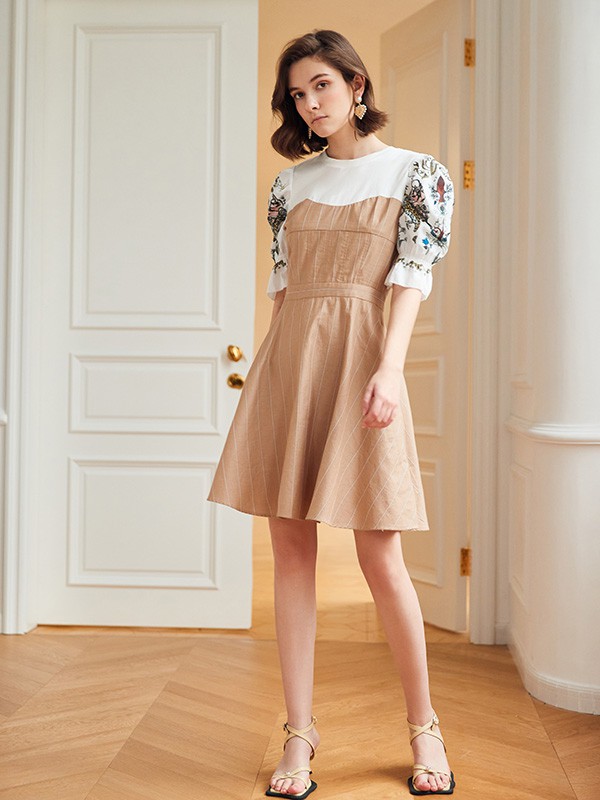 碧淑黛芙2022春夏季拼色印花连衣裙