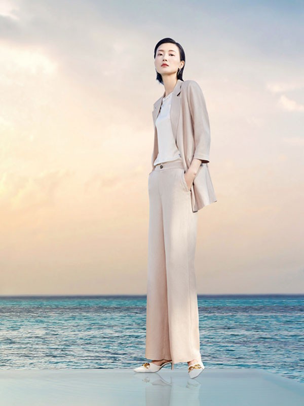 贵姿女装2022春夏季米色纯色西装