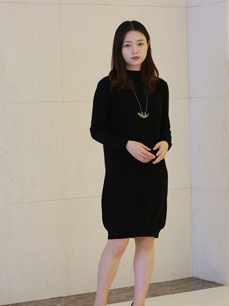 黛英女装2021秋冬季