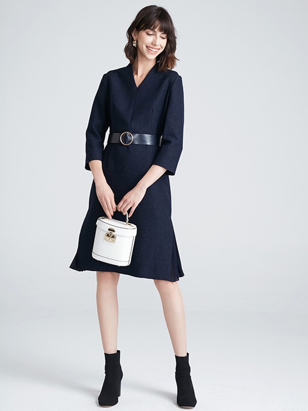 SHELIS奢睿女装2022春夏季黑色收腰连衣裙