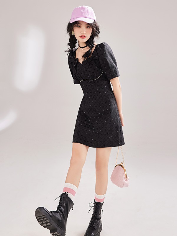 CHICHY女装2022春夏季