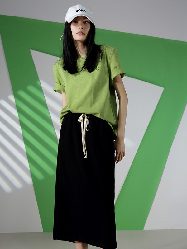 NONO2022春夏季绿色纯色T恤