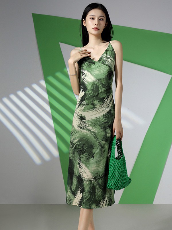 NONO女装2022春夏季绿色印花吊带裙