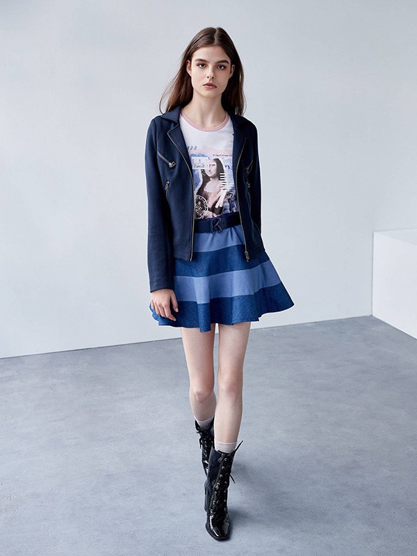 伊洛女装2022春夏季白色印花T恤