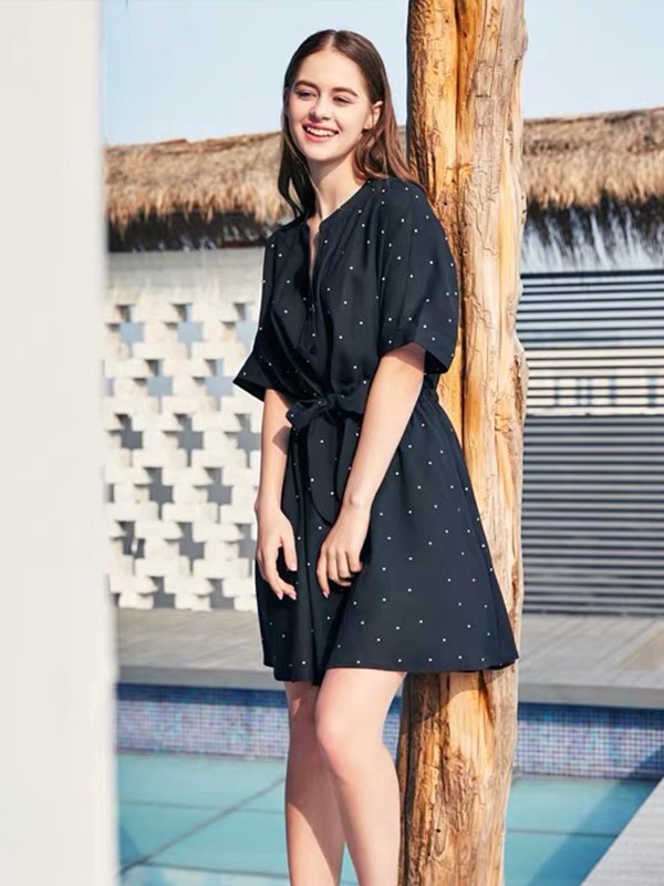 星期天女装2022春夏季黑色连衣裙