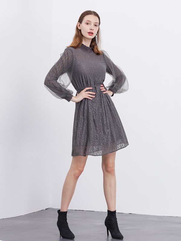 拍普儿2022春夏季灰色印花连衣裙