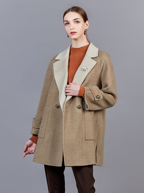 舒朗女装2021秋冬季卡其色大衣