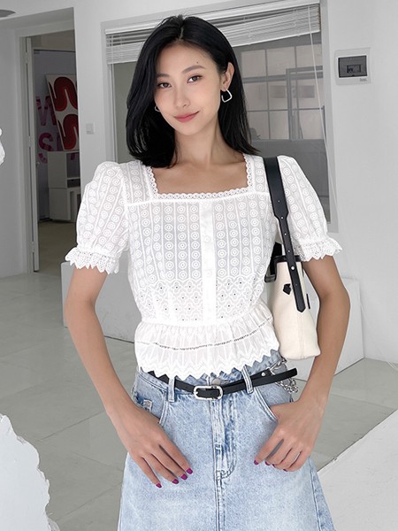 速品女装2022春夏季白色格子上衣