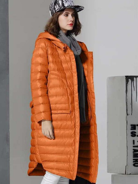 金影奇2021秋冬季黄色羽绒服