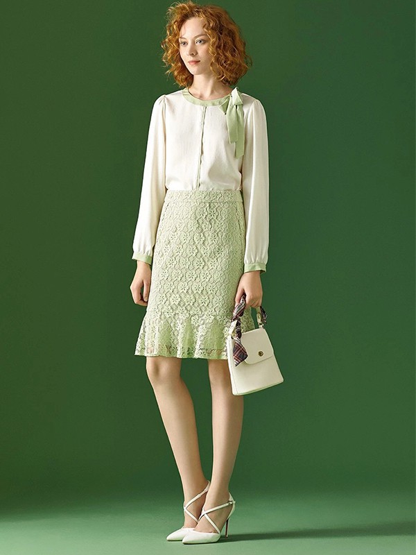 纷漫2022春夏季绿色印花包臀裙