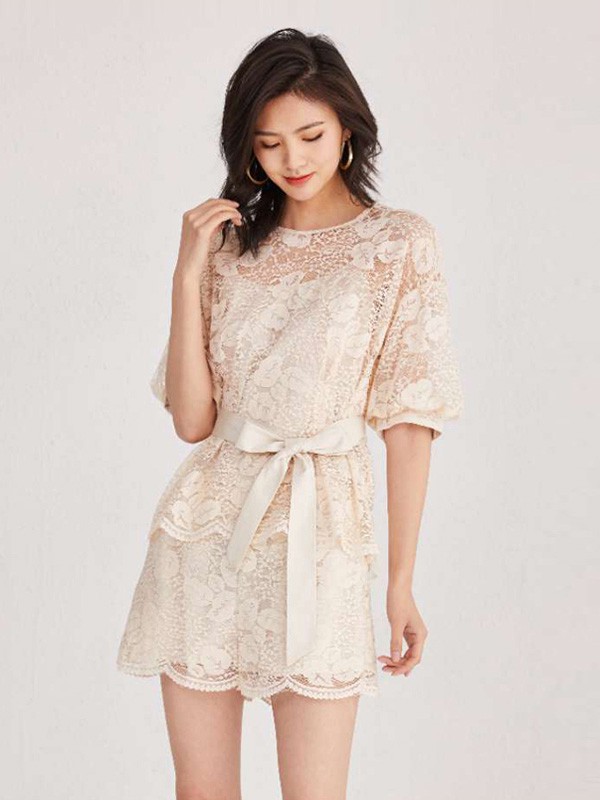 杨尚女装2022春夏季白色短裤