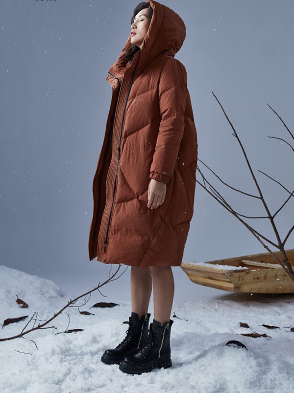 领葳女装2021秋冬季棕色棉服