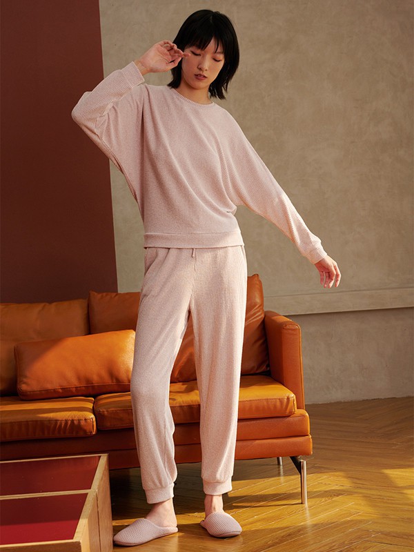 遐内衣2021秋冬季粉色家居服