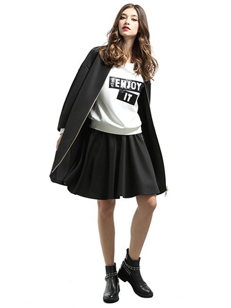 简姿女装2022春夏季白色T恤