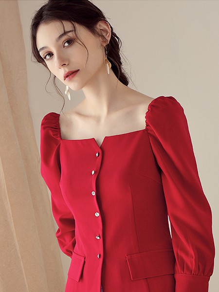 碧婷女装2022春夏季红色上衣