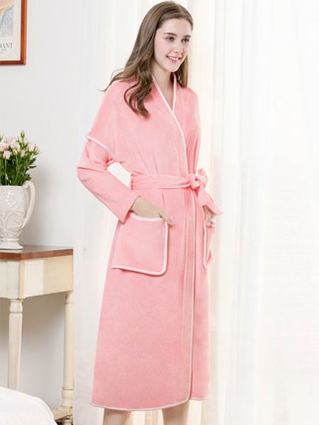 古格2022春夏季粉色时尚内衣