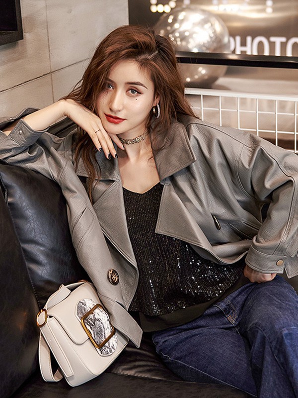 依奴珈女装2022春夏季黑色背心