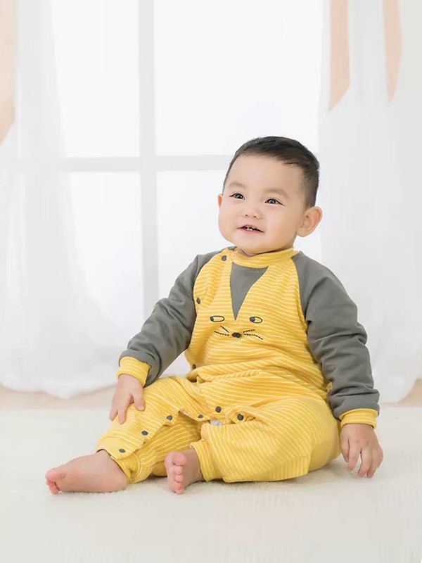 哥比兔2021秋冬季黄色连体衣