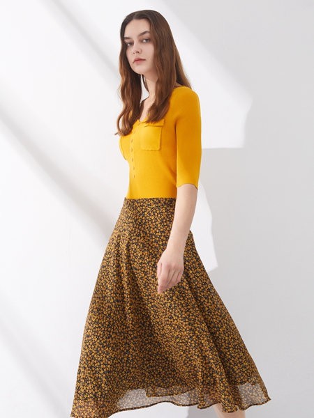 丽芮2022春夏季咖啡色半身裙