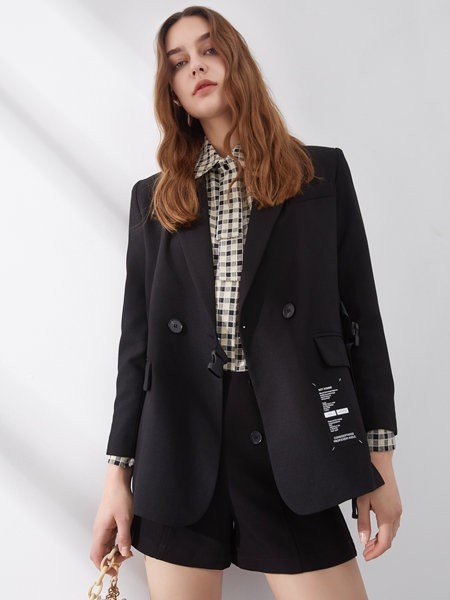 丽芮2022春夏季黑色西装
