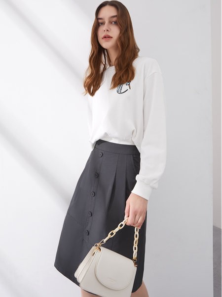 丽芮2022春夏季白色衬衫